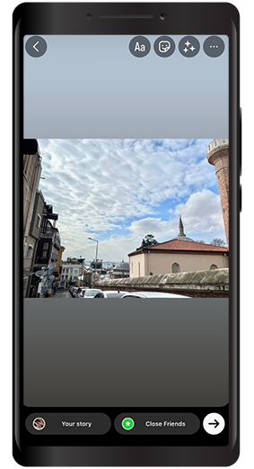 Use GIFs to Create Animated Backgrounds in Instagram Stories