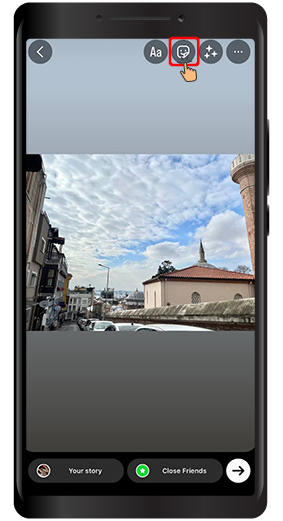 Use GIFs to Create Animated Backgrounds in Instagram Stories